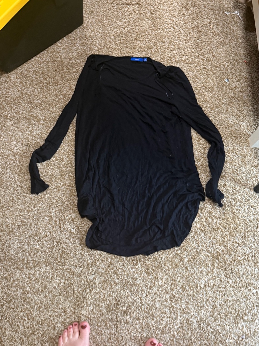 Apt. 9 Black Long-Sleeve Tunic Top
